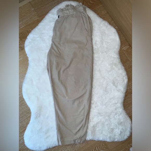 New without tag Zara Corduroy Beige Pants - Picture 3 of 10